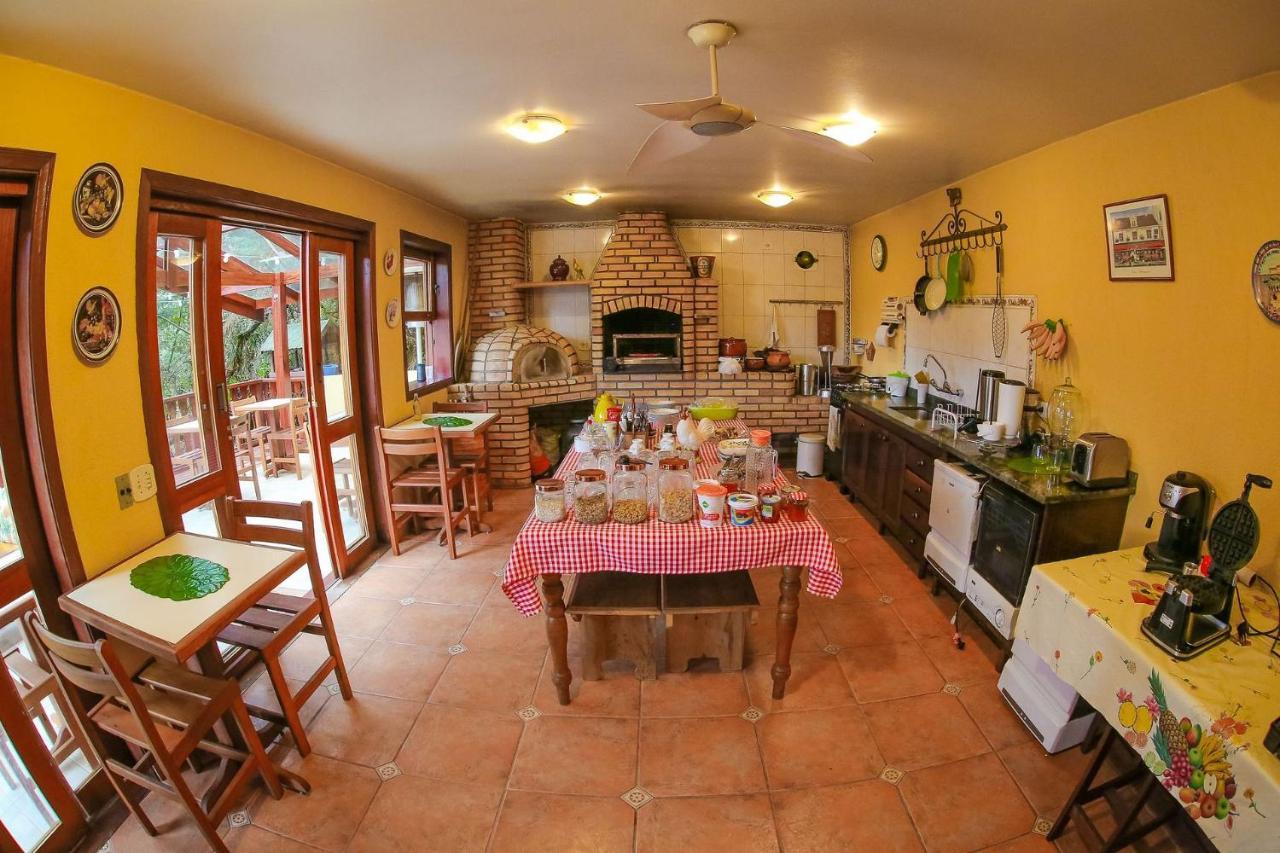 Mansao Austriaca Guesthouse Campos do Jordão 外观 照片