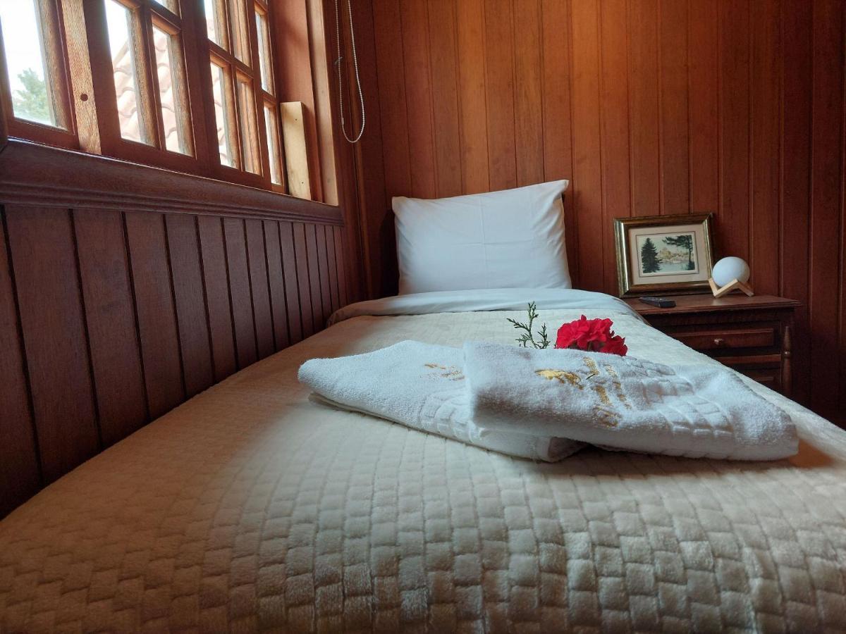 Mansao Austriaca Guesthouse Campos do Jordão 外观 照片